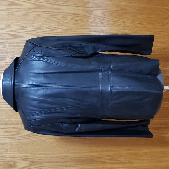 PELLE Studio Leather Coat with extra liner. Ladies - Large - Picture 3 of 16